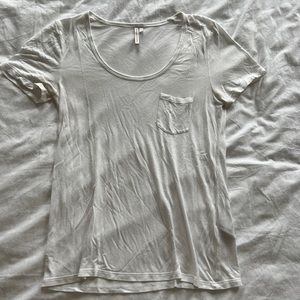 Banana Republic White T-Shirt